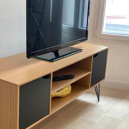 Brand New 1 Bedroom Flat With Parking- 5 Min Paris Pte De Versailles Issy-les-Moulineaux Εξωτερικό φωτογραφία